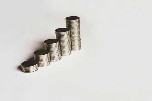 財務審計主要審計哪些內(nèi)容？委托財務審計多少費用？