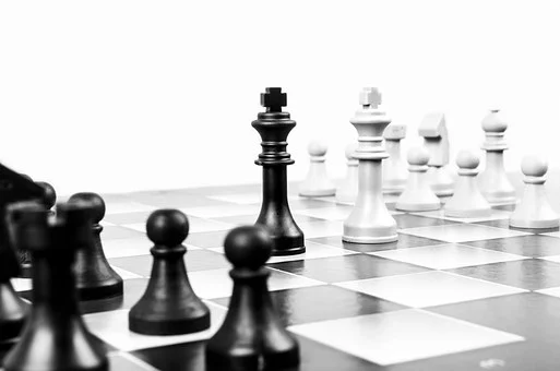 自己注冊(cè)公司當(dāng)法人后，還可以在別人開的公司當(dāng)法人嗎？